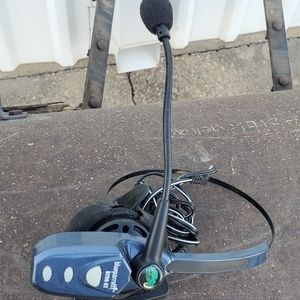Cobra CB radion w speaker & Parrot Headset